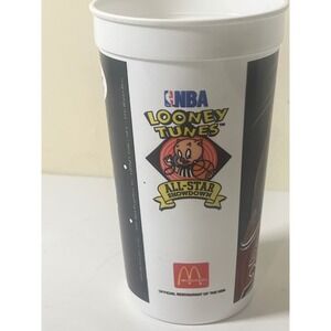 Vintage 1996‎ NBA Looney Tunes All-Star Showdown McDonald's Cup Michael Jordan